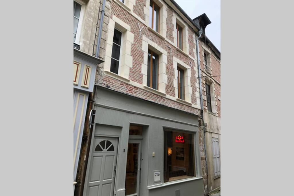 Laon : « Suite Privee Au Pied De La Cathedrale » Exterior photo